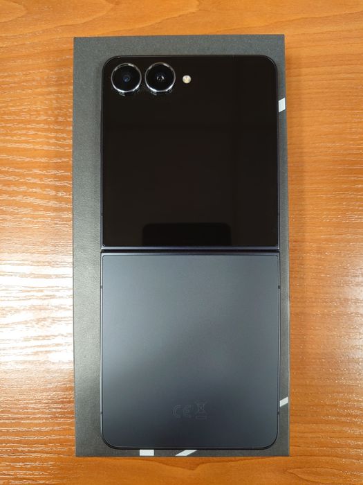 Samsung Z Flip 7 256 GB