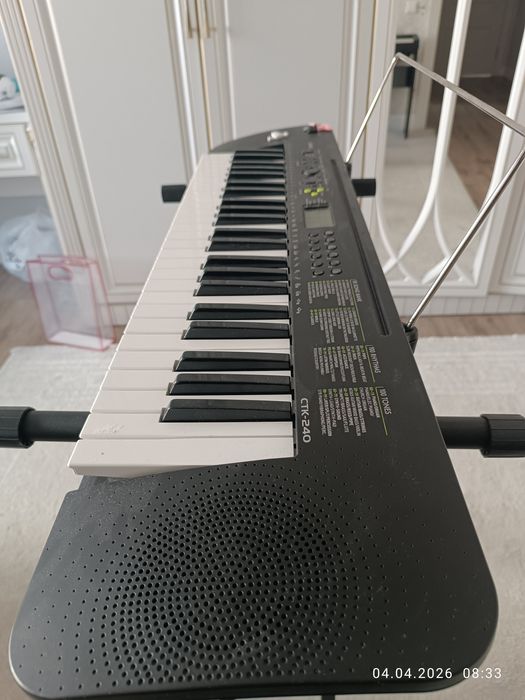 Продам синтезатор CASIO CTK-240