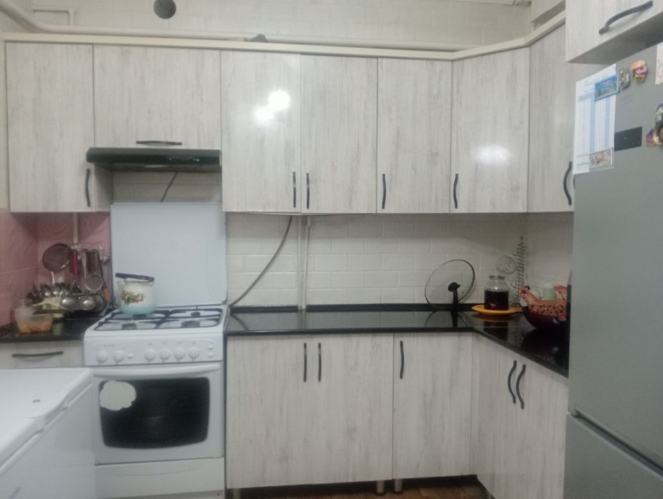 Кух горнитур в отличном состояний