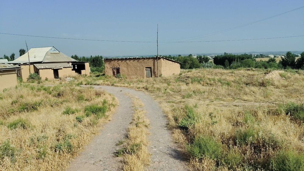 Uzun tumanida yer uchastkasi sotiladi 30sotix