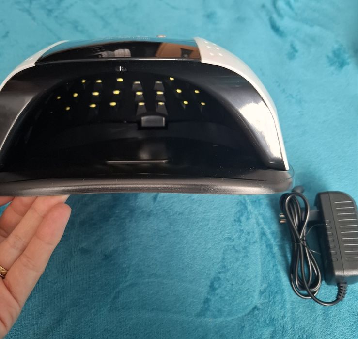 Lampă de unghii UV/LED