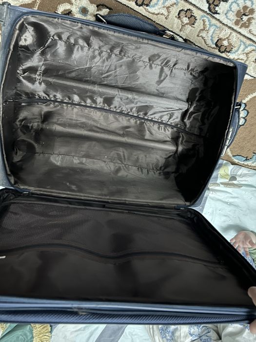 Чемодан сатылады