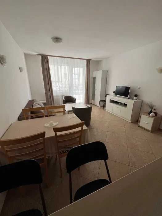Двустаен ап. под наем в кв. Павлово