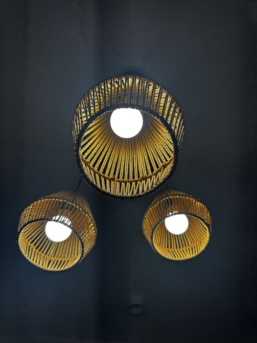 Ръчно изработен ратанов абажур