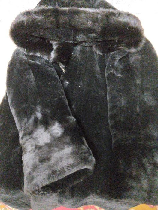 Женская шуба из мутона