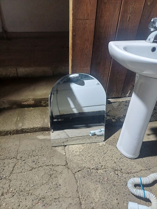 Зеркало шкаф и зеркало