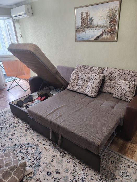 Продам диван, б/у в отличном состоянии, самовывоз