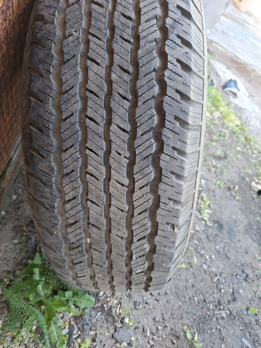 Продам шину 275/70/16  мишелин.