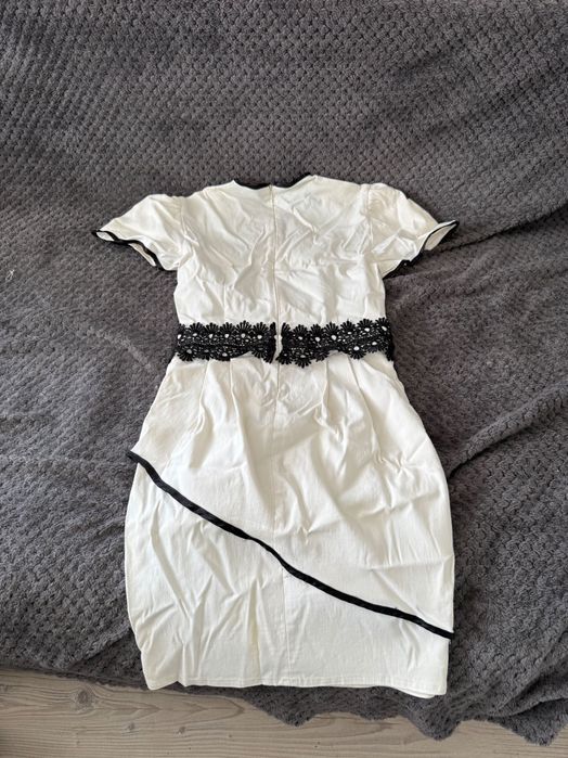 Дамски рокли размер S