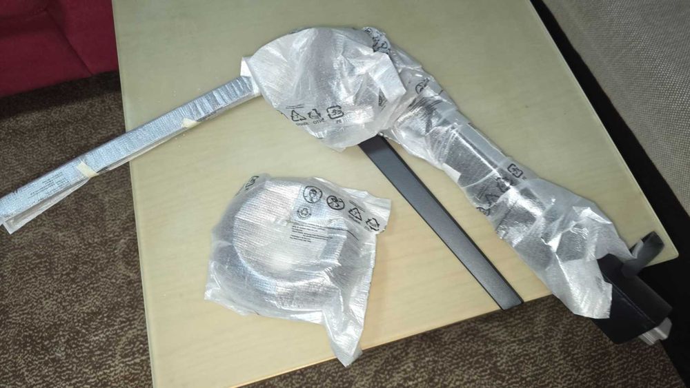 Стойка за монитор