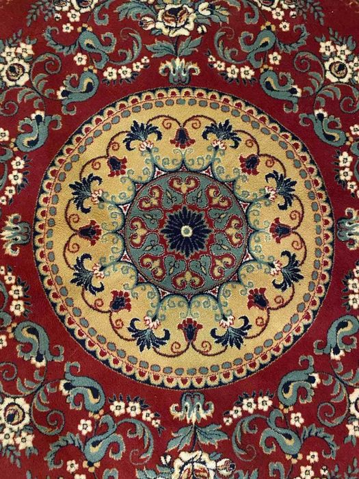 Вълнен персийски килим