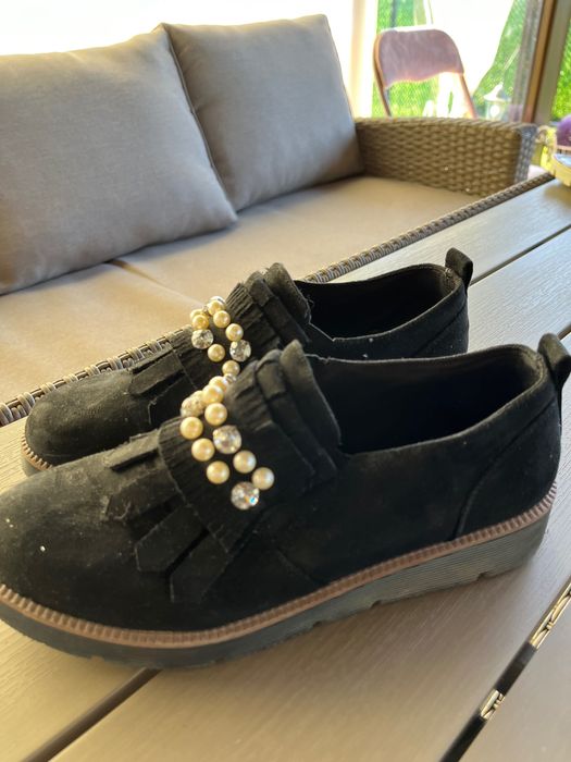 Обувки Love Moschino и други различни марки и размери