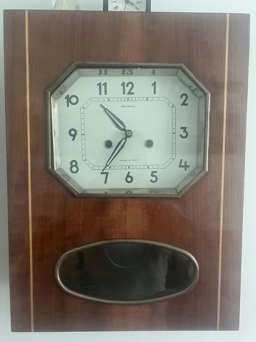 Vand Ceas cu pendular de perete