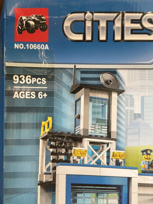 Лего конструктор продаётся