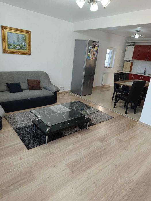 Aaprtament de vanzare 4 camere- Calea Moldovei