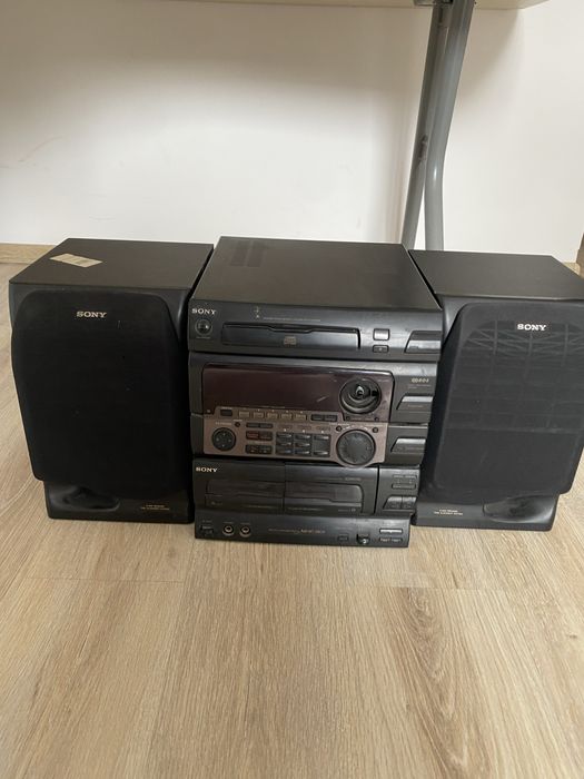 Продам sony музыкальный центр