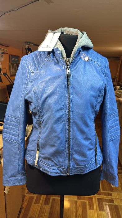 Кожанная женская куртка