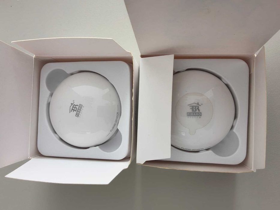 Senzor de inundatie Fibaro FGFS-101 - 2 Buc