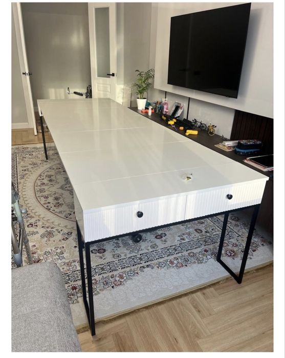 Стол продам в отличном состоянии