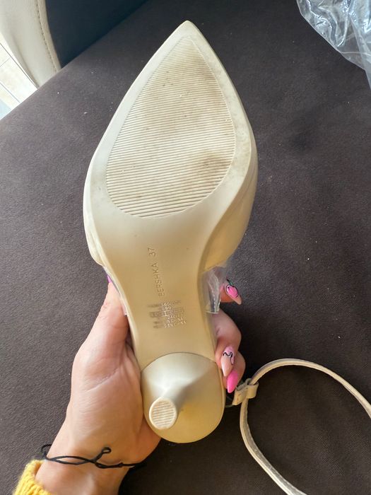 Berschka токчета 37