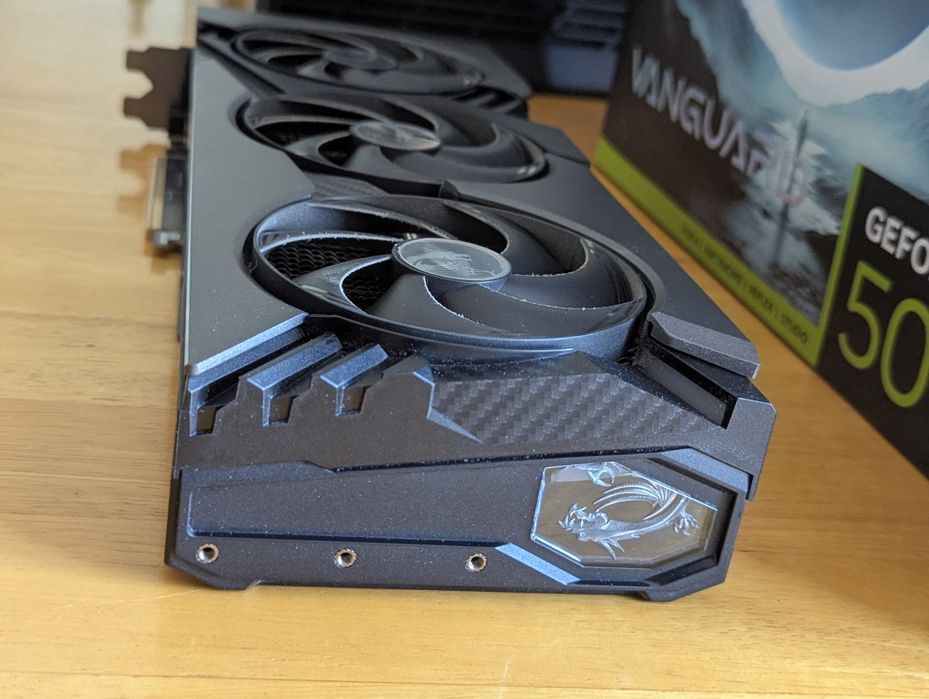 MSI RTX 5070 Vanguard soc 12 Гб