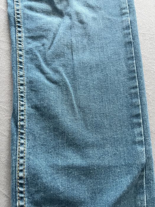 Blugi noi barbat nr 32 , nepurtati!Pret 90ron!