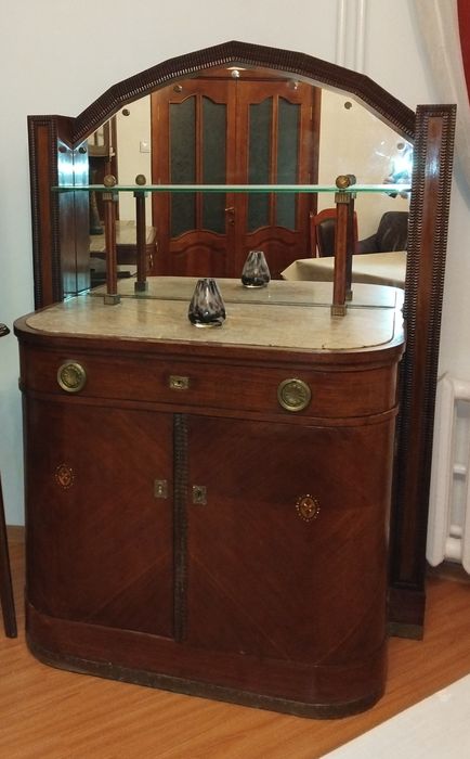 Mobilă veche lemn masiv nuc