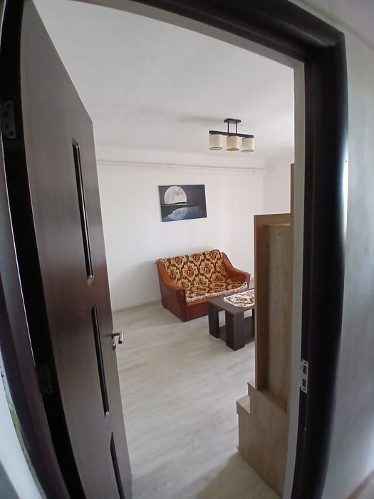Închiriez apartament 2 camere Brazda