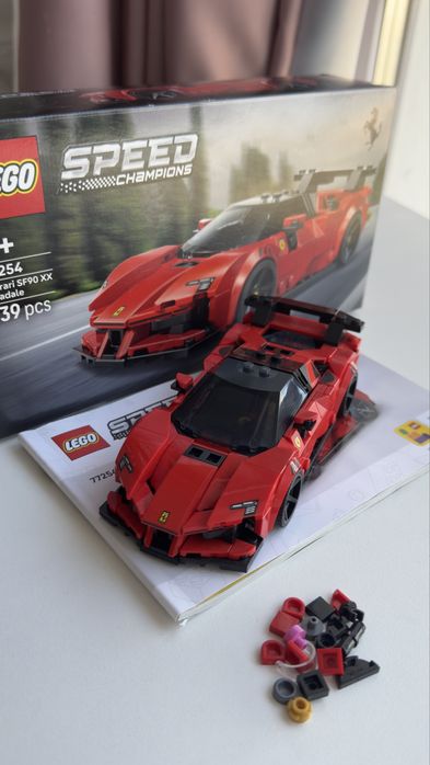 СРОЧНО ПРОДАЮ LEGO Speed Champions оригинал