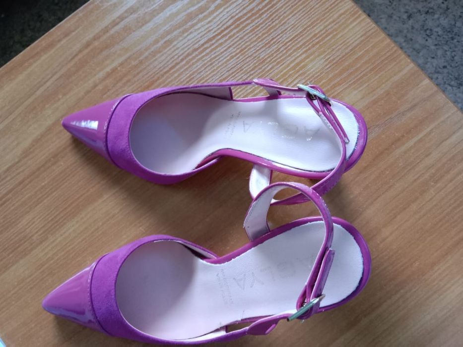 Продам кожанные туфли 35 размер