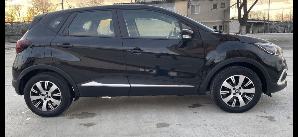 Renault Captur EDC An 2018 DCi 1500 cm 90 cp E 6 Navi
