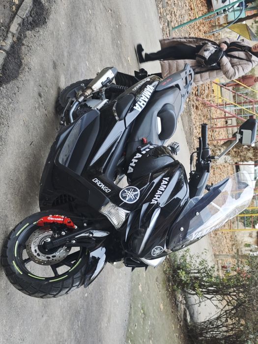 Yamaha N max.   .