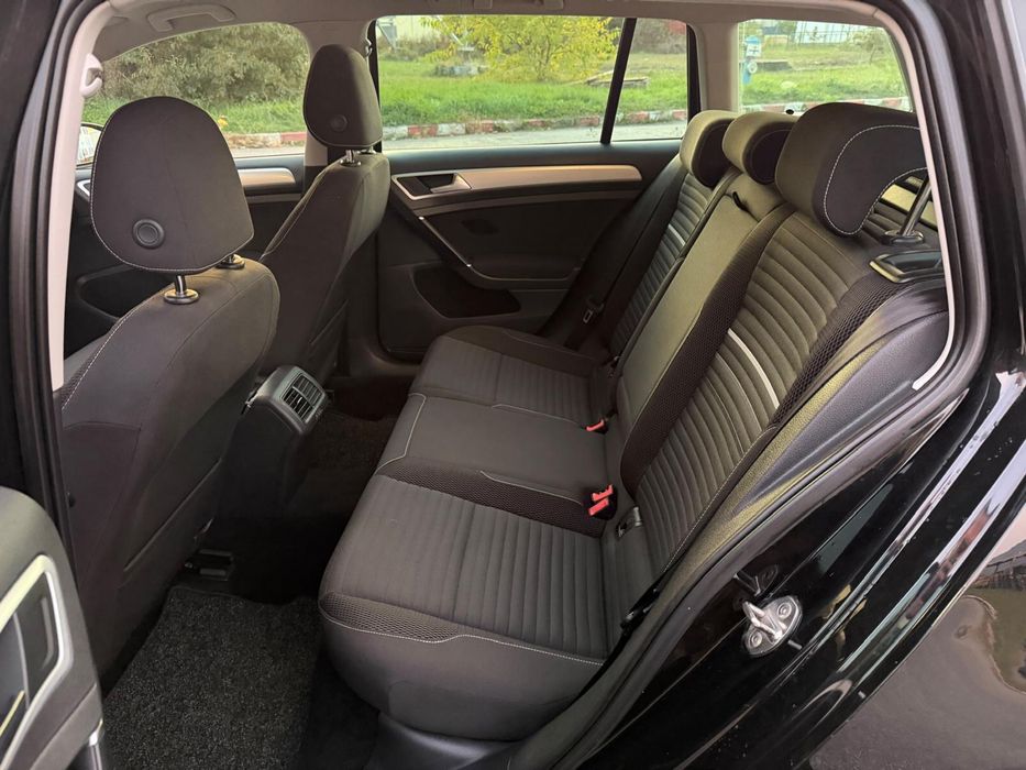 Volkswagen Golf 7 Variant/1.6 TDI/Automat/Navi/