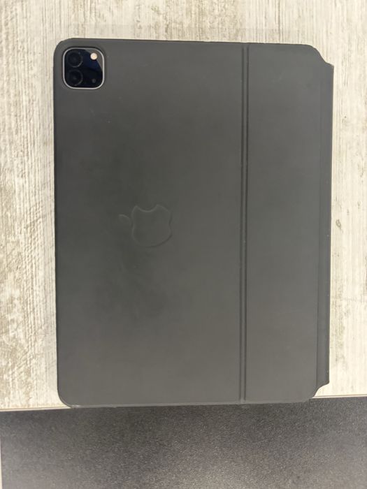 Apple iPad Pro 11-inch (4th generation)