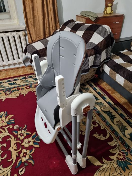 Продам стульчик для кормления