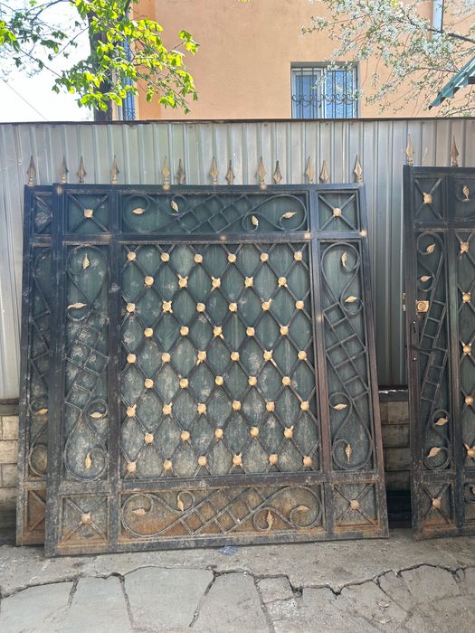 Ворота ,калитка железные б/у