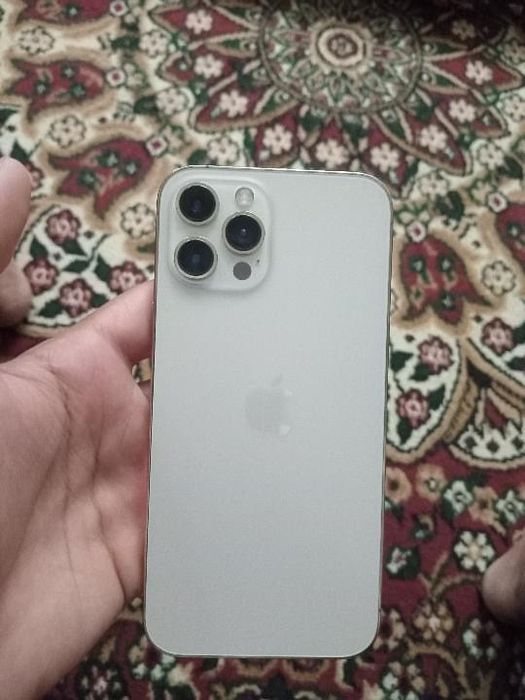 Iphone 12 pro max gold rang