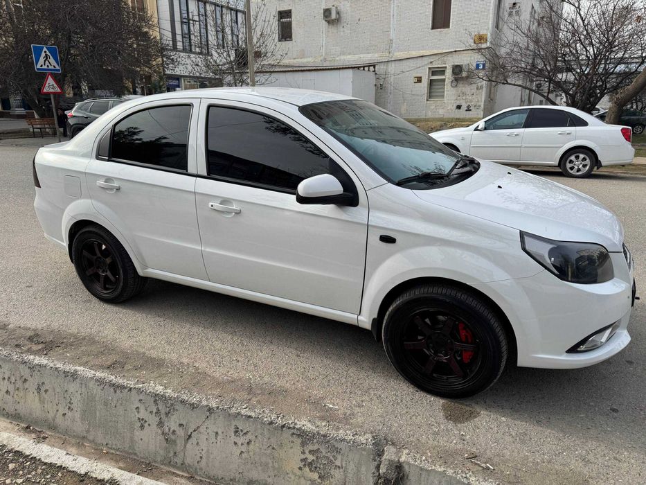 Продается Nexia 3/2 позиция 2019 год.