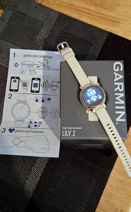 GARMIN  Lily2  SmartWatch