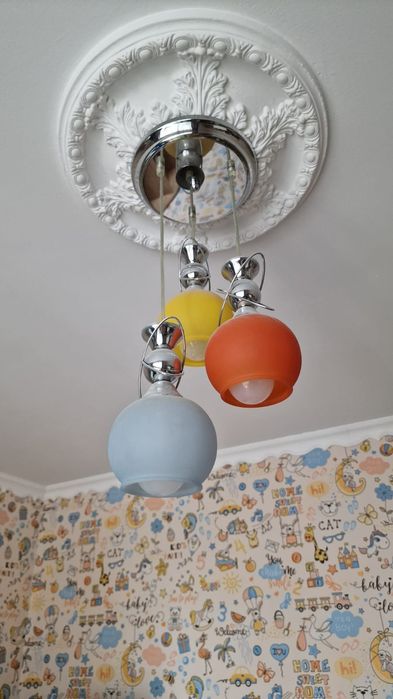 Люстра в отличном состоянии