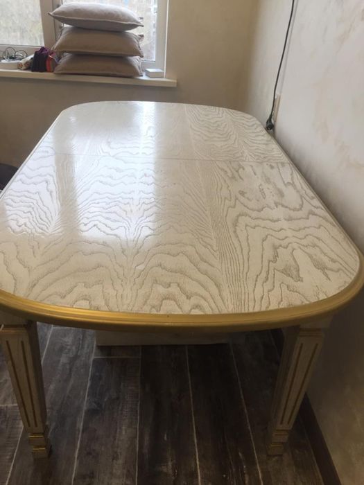 Продам стол