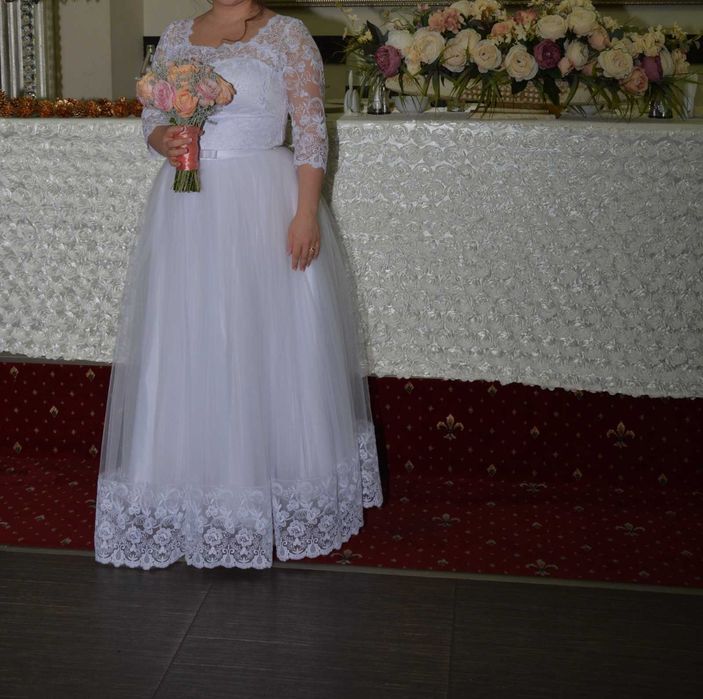 Rochie mireasă + Voal inclus!