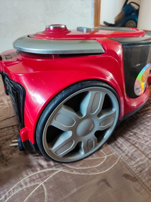 Продам пылесос magna