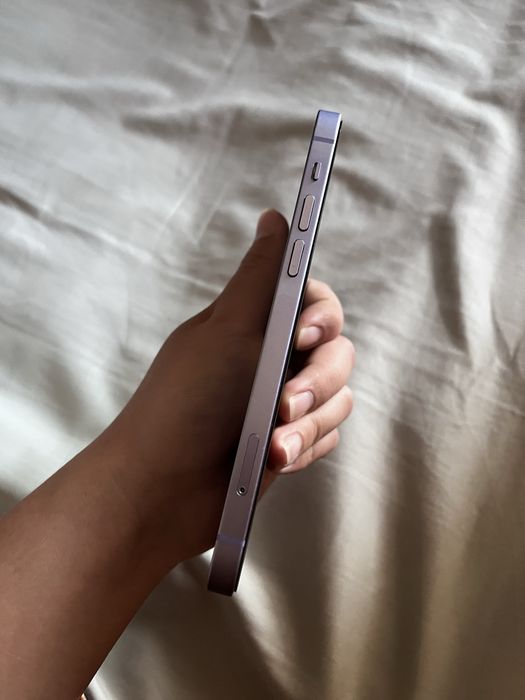 Iphone 12 телефон