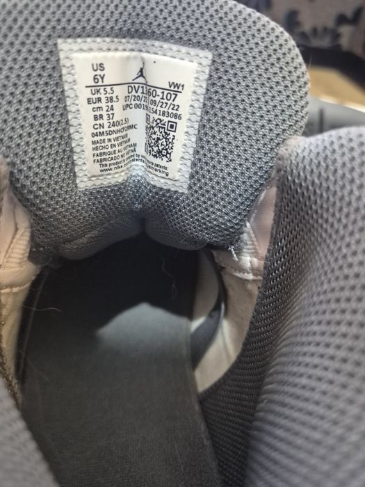 NIKE Air Jordan Dub Zero White / Grey Sneakers (311046 107)