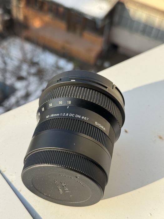 Obektiv sigma 10-18mm