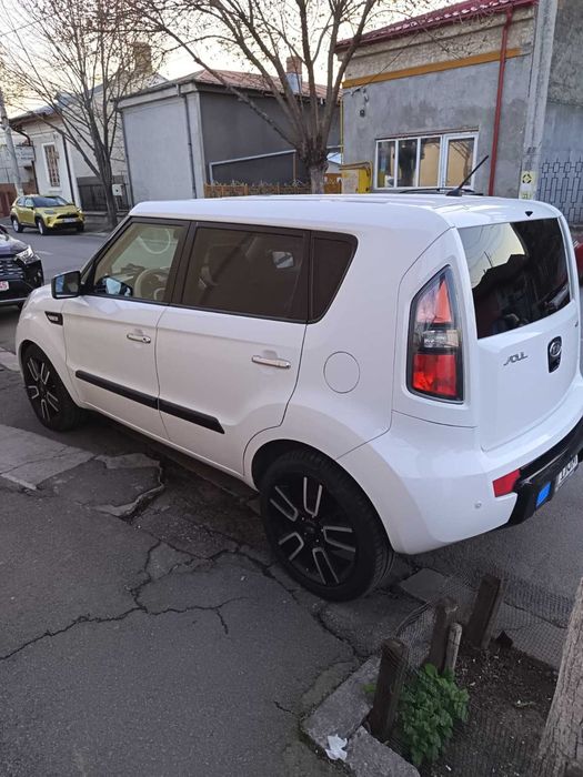 KIA Soul 2011 — imagine 2