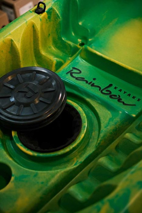 Нов триместен италиански SIT ON TOP каяк Rainbow kayak