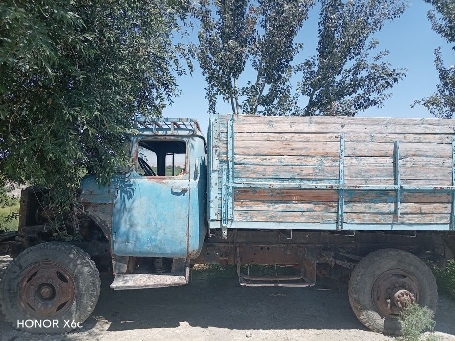 Zil 130 holati yaxshi olaman degan odamga kelish tirib beramiz.