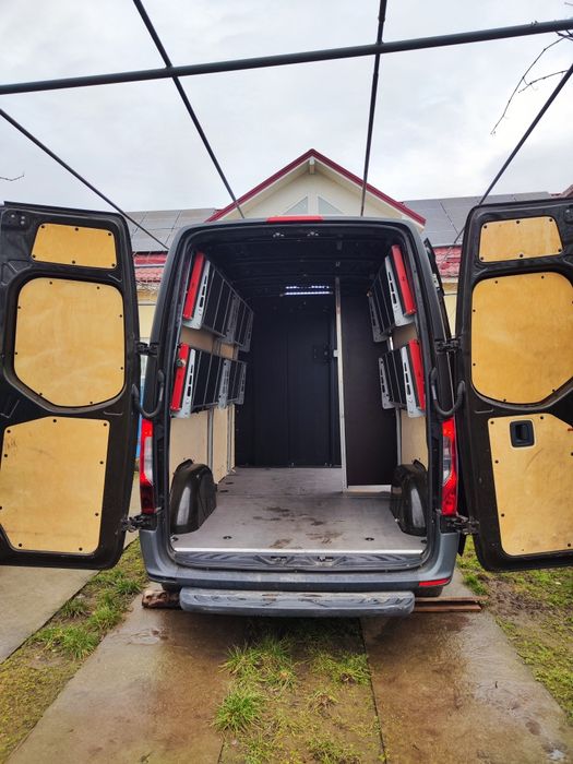 Mercedes Benz Sprinter